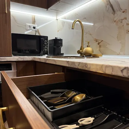 Elegant 2br In Center Апартаменты