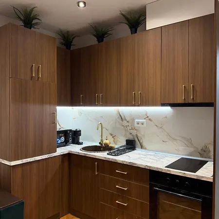 Апартаменты Elegant 2br In Center Варна